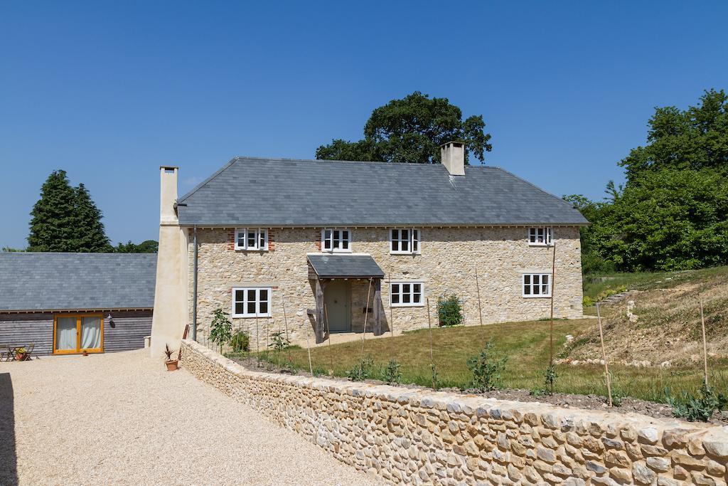 Wyke Farm Hotel Axminster Exterior photo