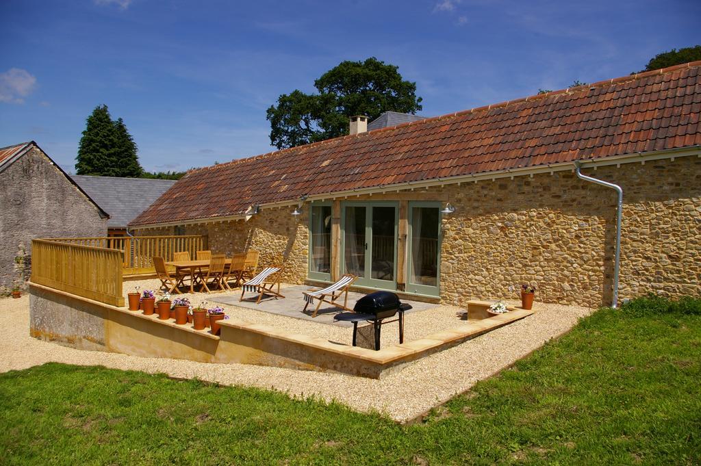 Wyke Farm Hotel Axminster Exterior photo